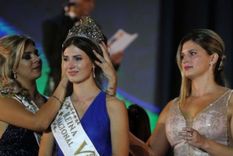 La coronación de Mayra Tous en 2020, al año siguiente no hubo Fiesta de la Vendimia. Foto: Gobierno de Mendoza La coronación de Mayra Tous en 2020, al año siguiente no hubo Fiesta de la Vendimia. Foto: Gobierno de Mendoza