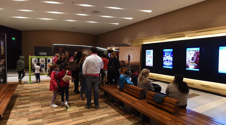 El cine de La Barraca, una opción para las vacaciones de invierno Foto: ALF PONCE MERCADO / MDZ