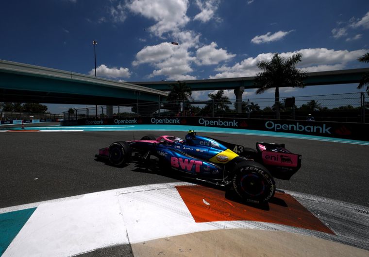 El piloto argentino y un gran arranque en Miami.