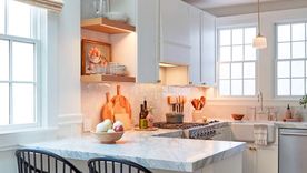 Una cocina chica nunca debería ser una limitación.&nbsp; Foto:&nbsp; Thecla Glueck Design/Allen J. Mort Photography