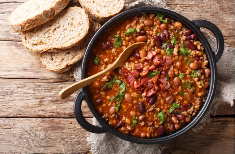 Frijoles charros Una receta clásica para hacer en simples pasos Foto: Shutterstock