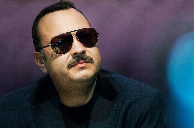 Pepe Aguilar tiene un amuleto que lleva siempre a sus conciertos.