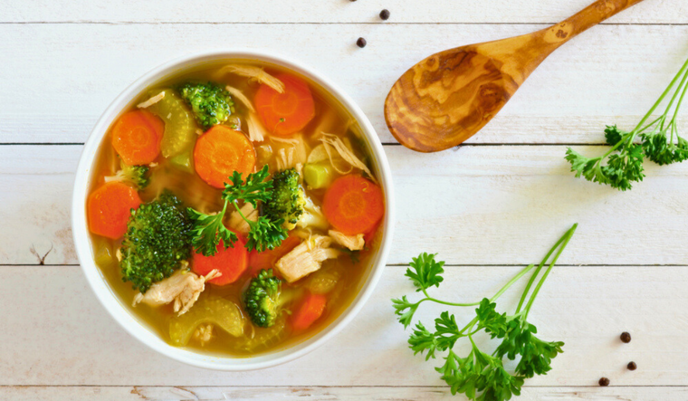 Una deliciosa sopa de vegetales para compartir con tu familia Foto: Shutterstock