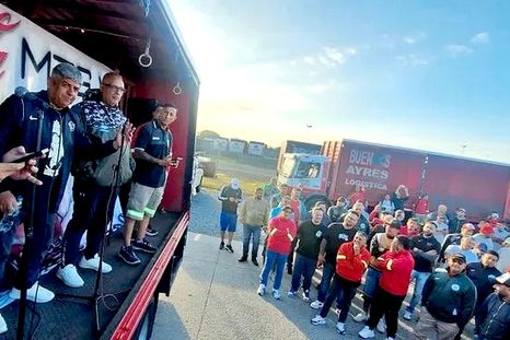 Pablo Moyano anunció un paro total de la planta de Coca Cola de La Matanza