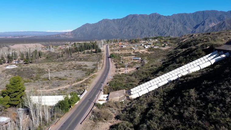 Etapa 3 de la Ruta 82 (Panamericana) a Cacheuta. 