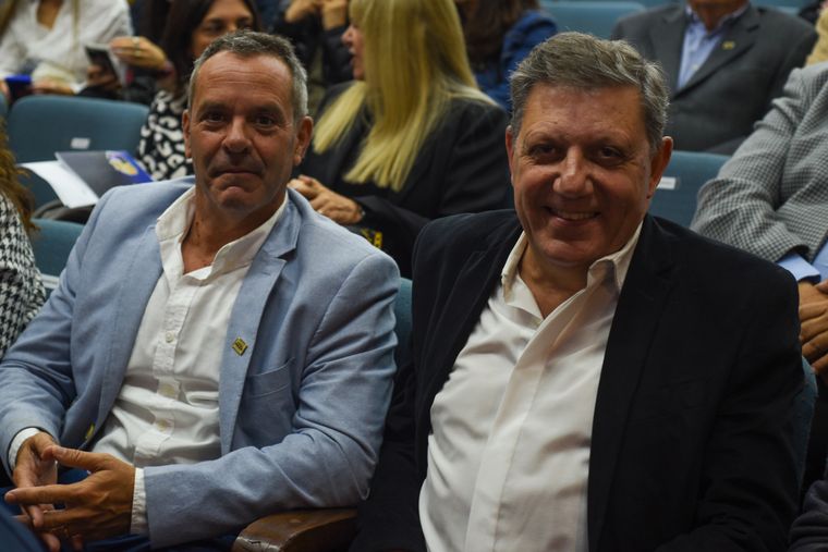 Gustavo Moyano y Miguel Sánchez -U. Maza-. Gustavo Moyano y Miguel Sánchez -U. Maza-.