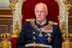 La muerte de Harald V dejará en el trono a su hijo Haakon VIII. Foto Efe
