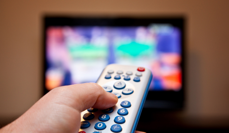 Quedarse en casa viendo pelis con los amigos, también, es una buena opción. Quedarse en casa viendo pelis con los amigos, también, es una buena opción.