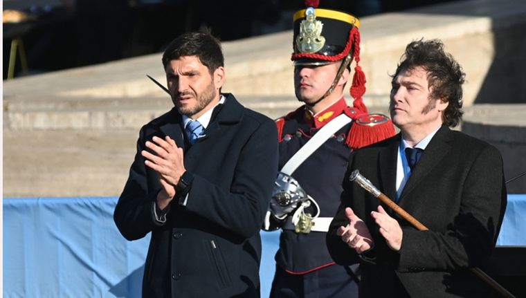 Milei y Pullaro, una relación entre blancos y oscuros. Foto: Presidencia