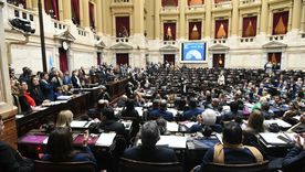 cuantos pendrives de diferencia: el caso adorni se lleva todas las ironias de la sesion en diputados cuantos pendrives de diferencia: el caso adorni se lleva todas las ironias de la sesion en diputados