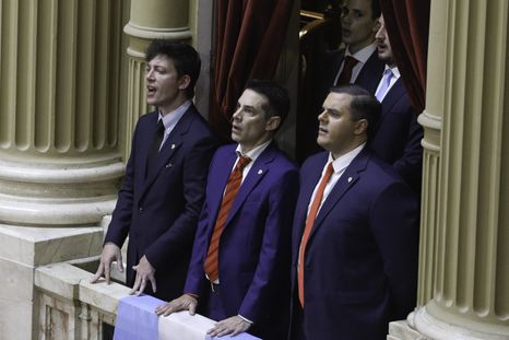 el gordo dan exploto tras la reunion de la mesa politica y desato la guerra libertaria el gordo dan exploto tras la reunion de la mesa politica y desato la guerra libertaria