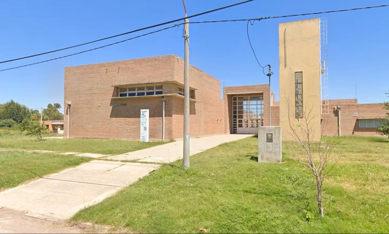 La agresión ocurrió en la oficina de la directora del Ipet 355 de Canals.