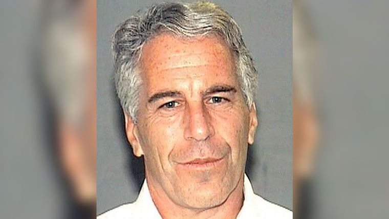 Jeffrey Epstein murió en 2019.