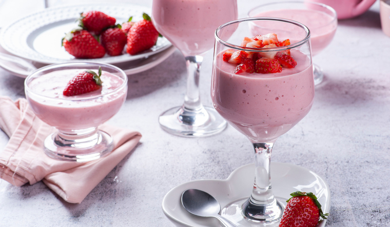 Receta de mousse de fresa fresca y natural Foto: Shutterstock