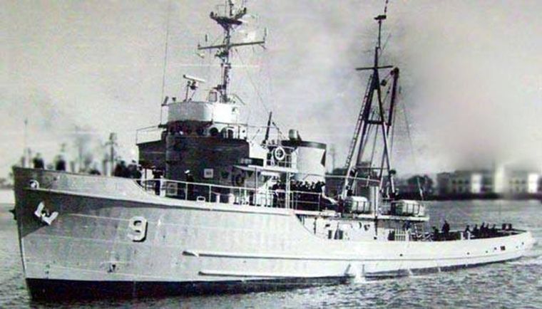 El 1 de mayo de 1982, en pleno conflicto bélico, la embarcación fue atacada por helicópteros británicos Foto: Armada Argentina