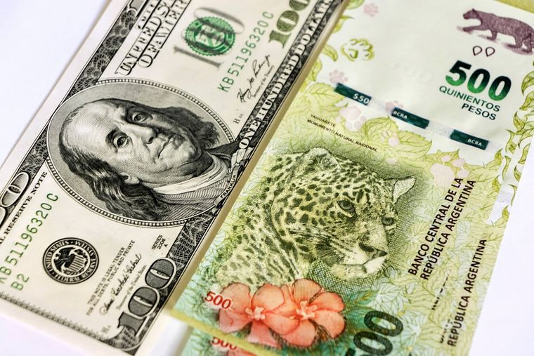 dolares.jpg