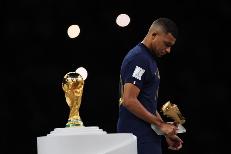 Mbappé se va con su botín de oro pero sin la Copa del Mundo. Foto: EFE