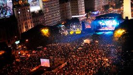 Se estima que unas 350 mil personas fueron a ver gratis a Soda Stereo a la 9 de Julio de Buenos Aires el 14 de diciembre de 1991. Foto Gentileza Perfil.