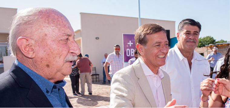 Suarez, junto a Ronco y el vicegobernador Mario Abed. Foto: Mendoza Gobierno.