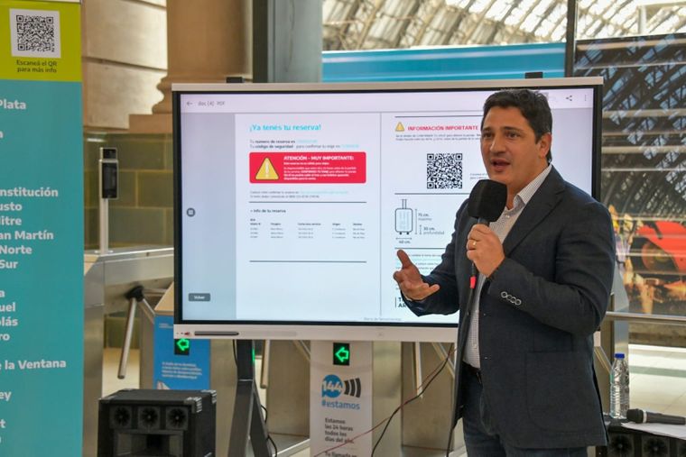 El titular de Trenes Argentinos, Martín Marinucci, anunció la puesta en marcha de un nuevo sistema de confirmación de tickets.
