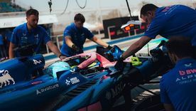 Alpine completó más de 1000 vueltas en la pretemporada y llega con optimismo al arranque del campeonato. Alpine completó más de 1000 vueltas en la pretemporada y llega con optimismo al arranque del campeonato.