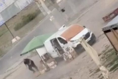 el video que muestra como un dron ruso persigue a un vendedor ambulante ucraniano antes de explotar el video que muestra como un dron ruso persigue a un vendedor ambulante ucraniano antes de explotar
