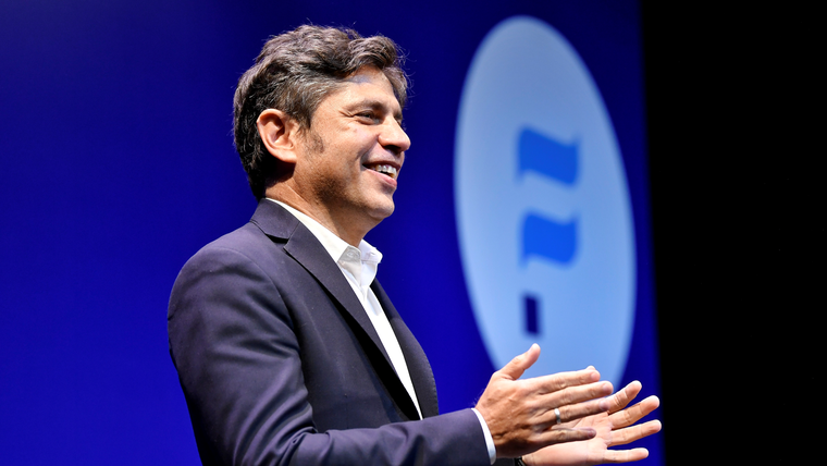 Axel Kicillof y una cargada agenda en España en busca de respaldo para ¿su candidatura presidencial?