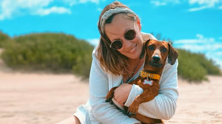 Leticia Lembi, era una periodista de 33 años oriunda de Tres Arroyos. Leticia Lembi, era una periodista de 33 años oriunda de Tres Arroyos.