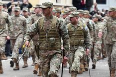 el gobierno decreto un importante aumento de sueldo para los militares: quienes lo recibiran