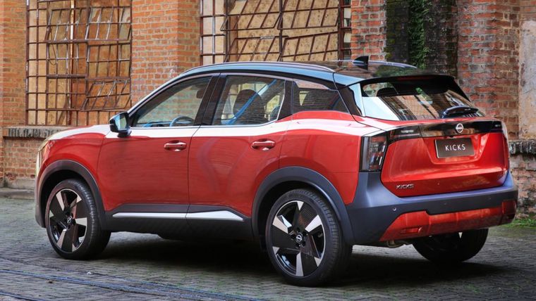 Nissan presenta una nueva generación de su exitoso SUV, el Kicks, que ya fue presentado en Brasil y se lanzará en Argentina en el mes de noviembre. Nissan presenta una nueva generación de su exitoso SUV, el Kicks, que ya fue presentado en Brasil y se lanzará en Argentina en el mes de noviembre.