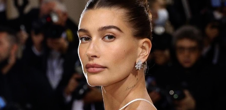 La esposa de Justin Bieber es todo un ícono de la belleza y la moda. Foto: Instagram @haileybieber