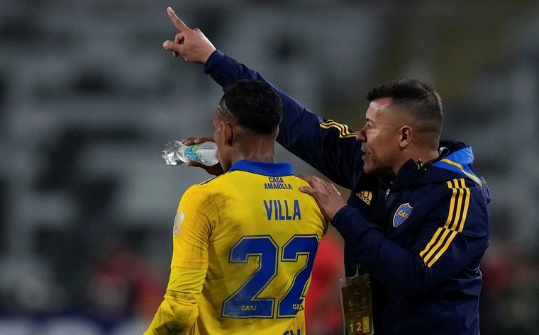 Almirón habló del caso Villa.