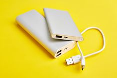 Los nuevos modelos de baterías portátiles combinan velocidad y comodidad para los usuarios exigentes.