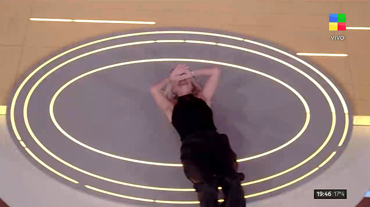 La presentadora no pudo contenerse.