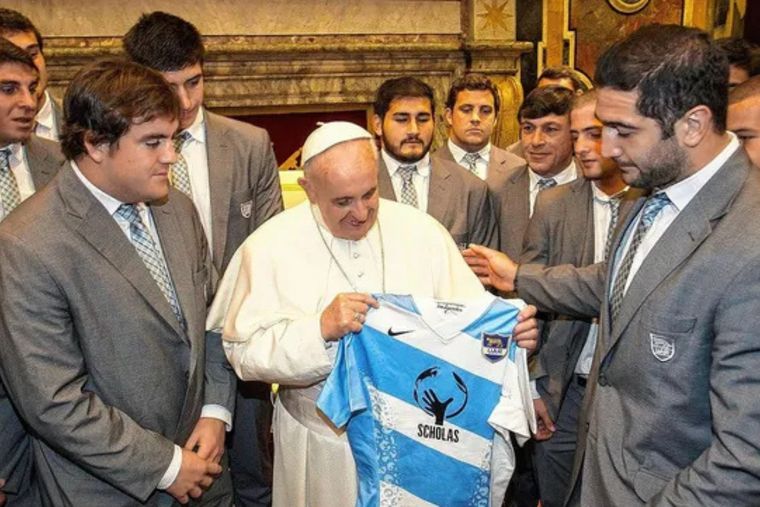 Eusebio Guiñazú, el mendocino que defendió la camiseta de Los Pumas durante una década, recordó con gran emoción sus encuentros con el sumo pontífice
