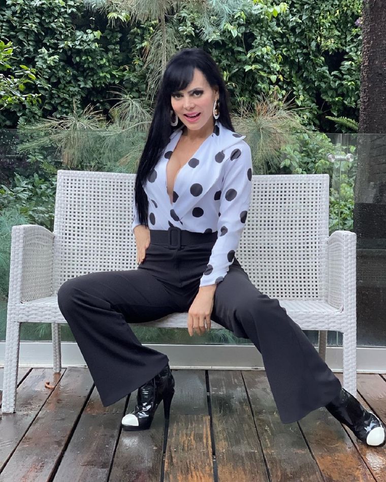 Maribel Guardia? es una actriz, cantante y conductora de televisión costarricense.