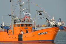 El buque “Padrino”, preparado para la pesca de langostinos Foto: Infocampo