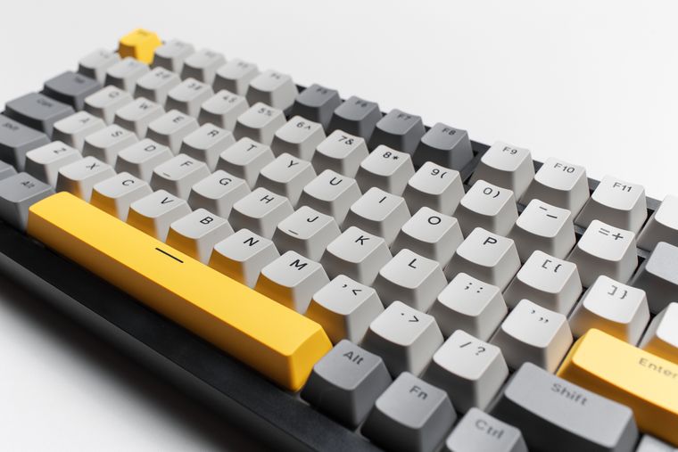 Teclados mecánicos vs. teclados de membrana: diferencias y características.