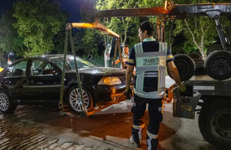 Se realizaron varios operativos de control de alcoholemia en la Ciudad de Buenos Aires por el festejo de Año Nuevo. Se realizaron varios operativos de control de alcoholemia en la Ciudad de Buenos Aires por el festejo de Año Nuevo.