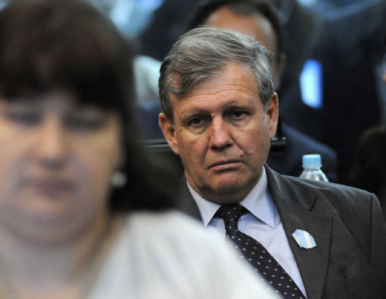 Alfredo Astiz recibió a un grupo de diputados libertarios en el penal de Ezeiza. Foto: NA