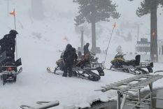 Al menos ocho esquiadores murieron y uno permanece desaparecido luego de una avalancha registrada el martes en la Sierra Nevada, al norte del estado de California, según
