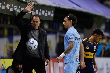 Lucas Bovaglio, de la bronca enorme a las flores a su plantel por haber estado al borde de eliminar a Boca.