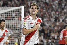 River le rodeó el área a Independiente y consiguió el gol gracias a un centro Montiel a la cabeza de Colidio. Foto: FotoBaires River le rodeó el área a Independiente y consiguió el gol gracias a un centro Montiel a la cabeza de Colidio. Foto: FotoBaires