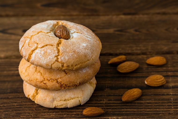 Receta fácil de galletas de almendras para toda la familia.