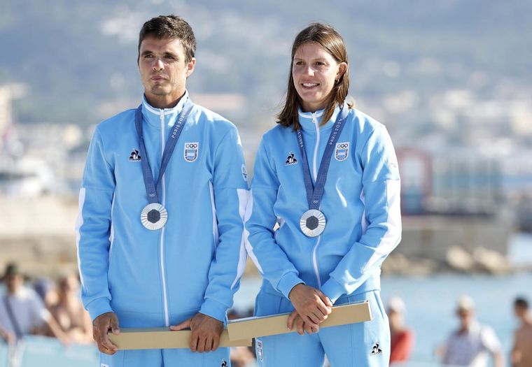 Majdalani y Bosco recibieron la medalla de plata. Foto: EFE