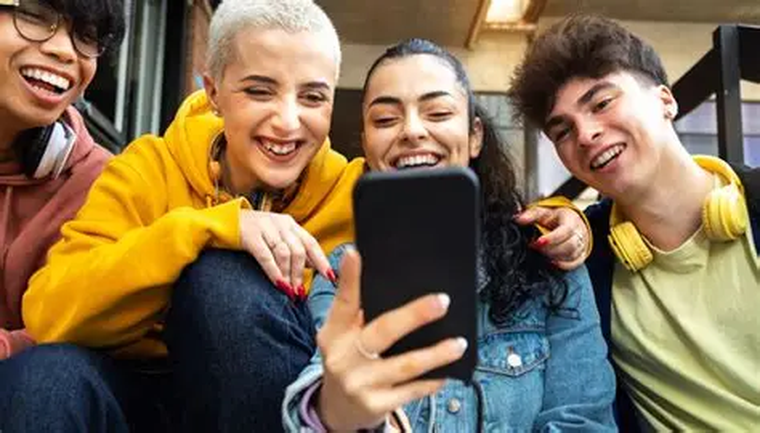 La Generación Z está ingresando al mercado laboral con un conjunto de prioridades muy claras y distintivas. La Generación Z está ingresando al mercado laboral con un conjunto de prioridades muy claras y distintivas.