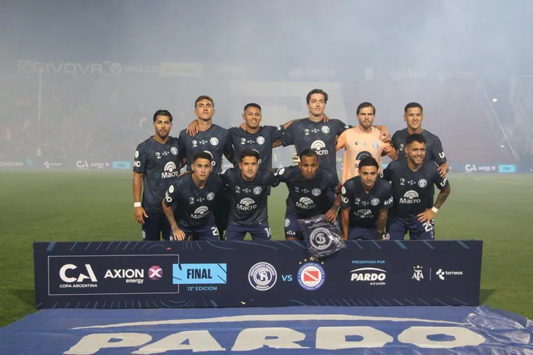 Histórico: Independiente Rivadavia se consagró campeón de la Copa Argentina y jugará la Copa Libertadores 2026. Histórico: Independiente Rivadavia se consagró campeón de la Copa Argentina y jugará la Copa Libertadores 2026.