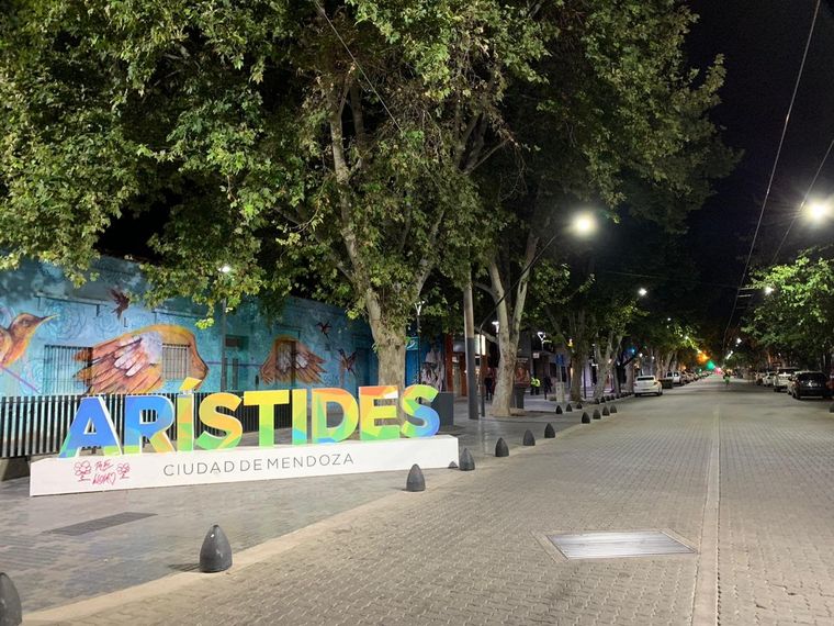 La Arístides, desierta luego de las 18 horas. Foto: Municipalidad de la Ciudad de Mendoza.