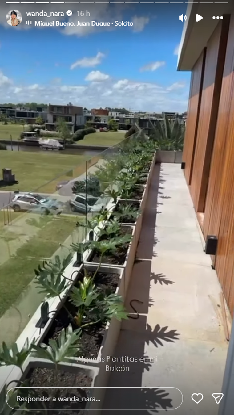 El balcón de la casa. Foto: captura de pantalla Instagram / @wanda_nara. El balcón de la casa. Foto: captura de pantalla Instagram / @wanda_nara.