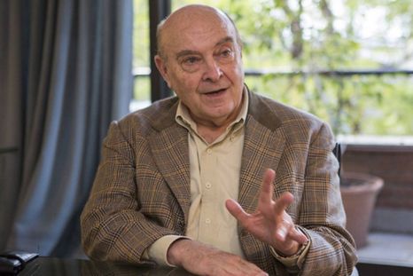 El exministro de Economía Domingo Felipe Cavallo analizó la marcha de la economía desde la salida parcial del cepo y los movimientos en la cotización del dólar. El exministro de Economía Domingo Felipe Cavallo analizó la marcha de la economía desde la salida parcial del cepo y los movimientos en la cotización del dólar.